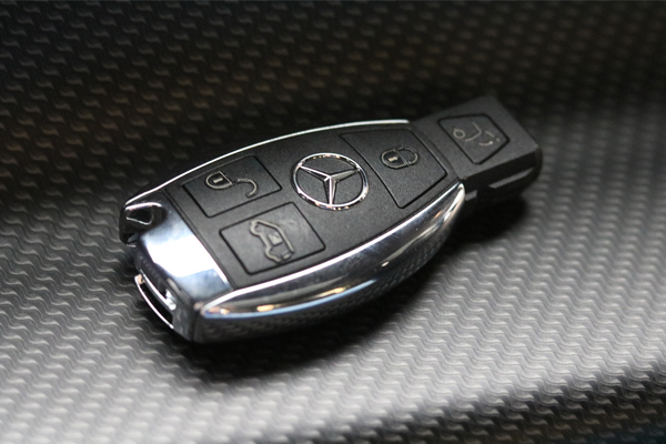 mercedes key fob back cover replacement